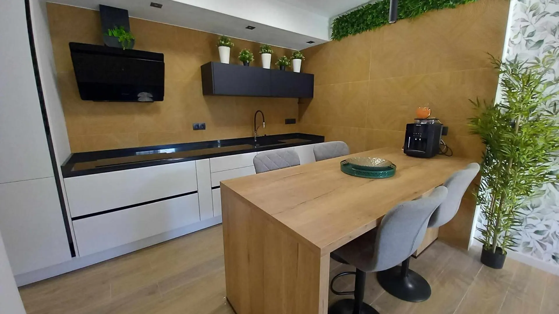 5Star Apartamento Lujo Junto Playa Marina Casares San Luis de Sabinillas Apartment