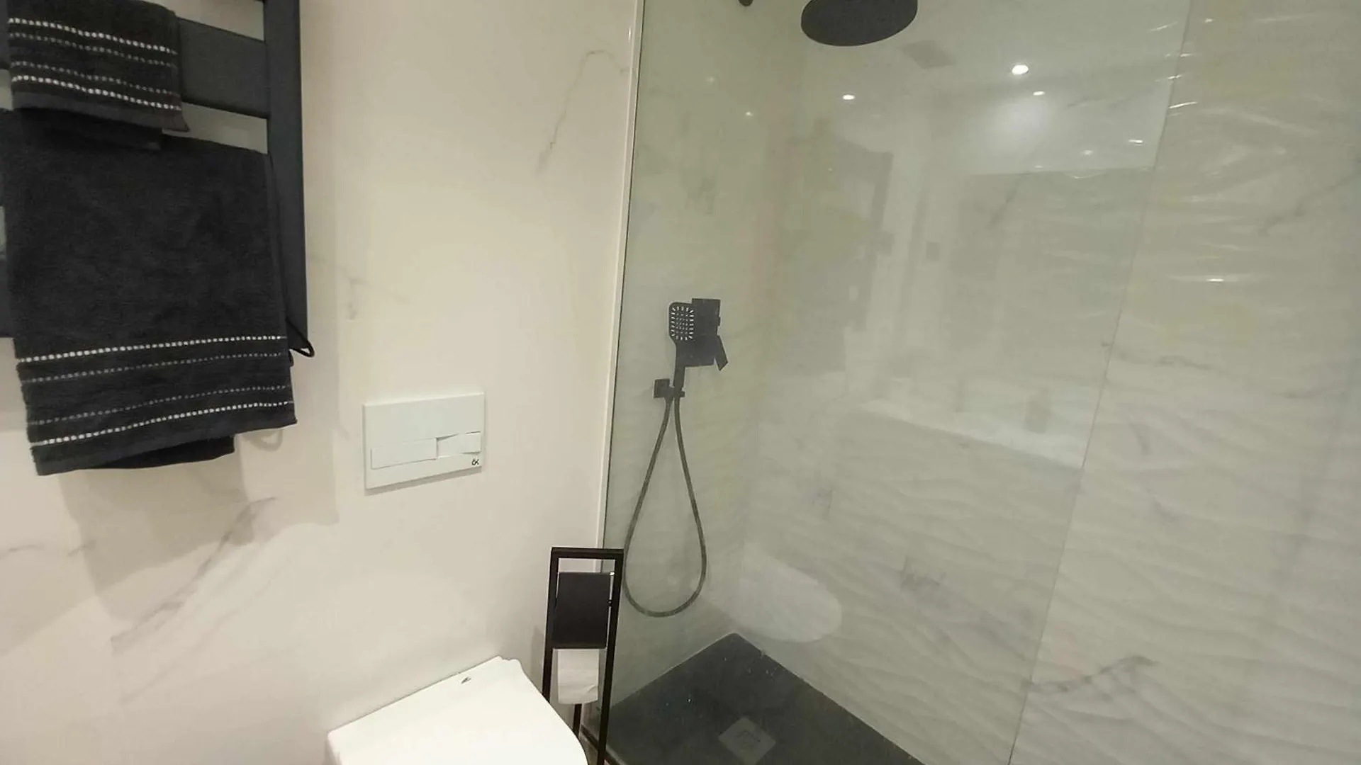 5Star Apartamento Lujo Junto Playa Marina Casares San Luis de Sabinillas 0*,  Spain